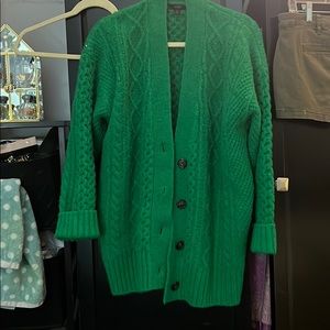 CABLE-KNIT STRETCH WOOL CARDIGAN SWEATER